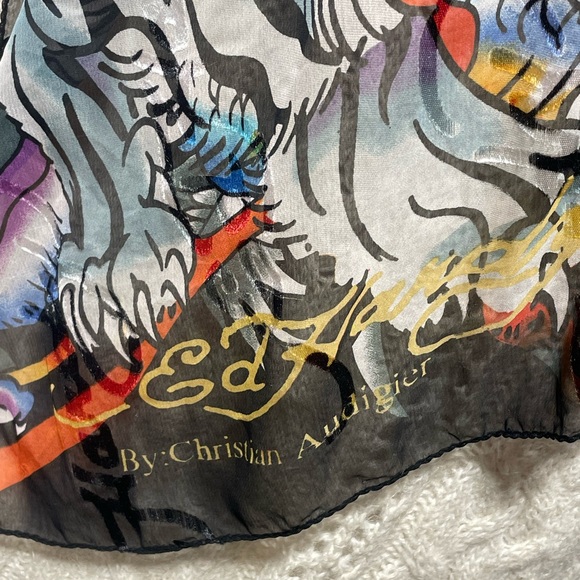 Ed Hardy scarf - Picture 9 of 11